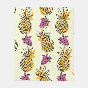 Lovely pineapple and strawberry illustration patte fleece blanket