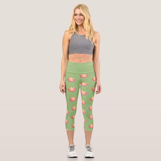 Lovely pink lotus flower pattern leggings. capri leggings (Front)