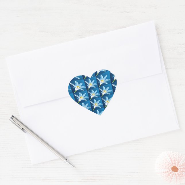 Lovely White Lily Pattern Heart Sticker (Envelope)