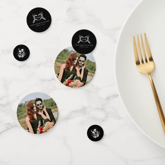 Lovers Until Death Skeletons & Roses Wedding Confetti (Group)