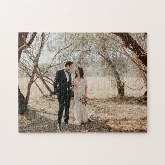 Loving Couple 11" x 14" Jigsaw Puzzle (Horizontal)