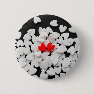 Loving heart couple 6 cm round badge