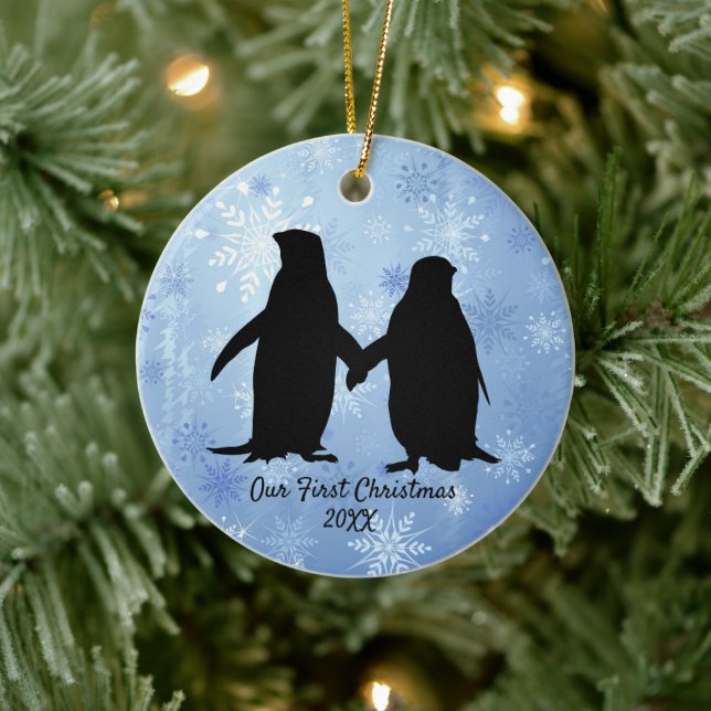 Loving Penguin Couple Christmas Ceramic Ornament (Tree)
