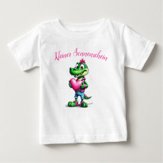 Low and comfortable outfits for the little baby T-Shirt