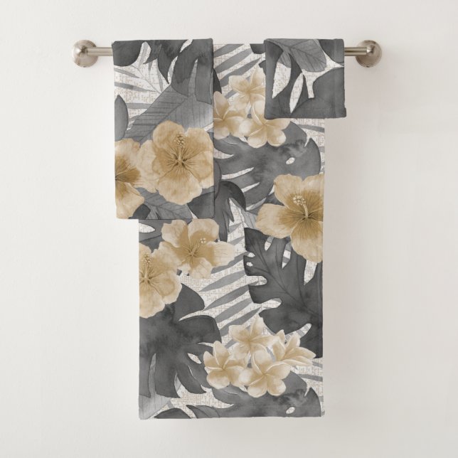 Luana Watercolor Tropical Neutral Floral Bath Towel Set (Insitu)