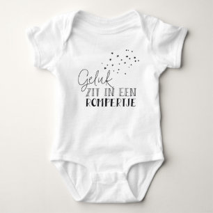 Luck sits in rompertje baby bodysuit