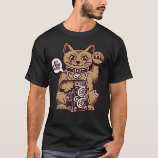 Lucky cat vintage camera photography maneki neko T-Shirt