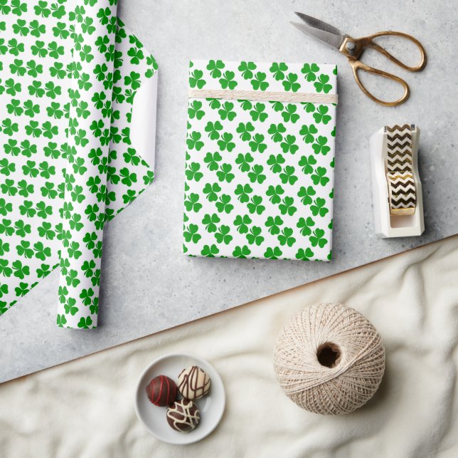 Lucky Clover Wrapping Paper (Crafts)