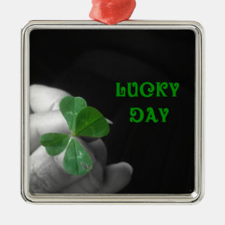 Lucky Day Four Leaf Clover Metal Tree Decoration