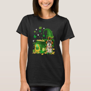 Lucky Gnome U2013 Gnome Hug Husky Sibir Dog St Pat T-Shirt