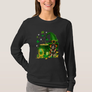 Lucky Gnome U2013 Gnome Hug Tibetan Mastiff Dog St T-Shirt
