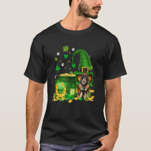 Lucky Gnome U2013 Gnome Hug Tibetan Mastiff Dog St T-Shirt