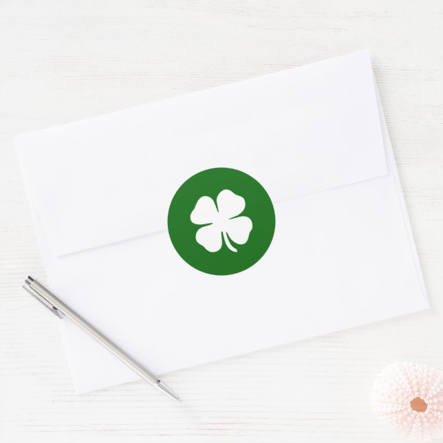 Lucky Green Four Leaf Clover Irish Classic Round Sticker (Envelope)