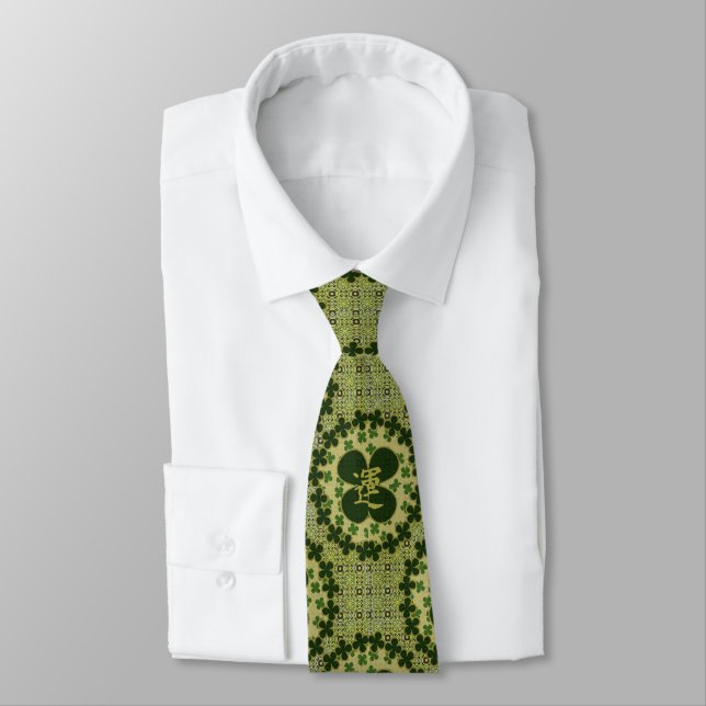 Lucky Green Shamrock Pattern Tie (Tied)