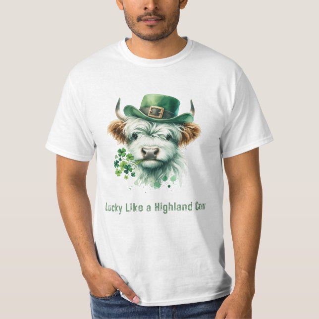 Lucky Like a Highland Cow – St. Patrick’s Day Desi T-Shirt (Front)