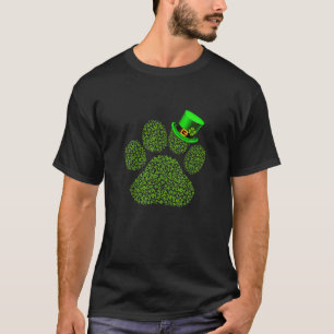 Lucky Pug Paw Dog Cat Lovers Irish Shamrock St Pat T-Shirt