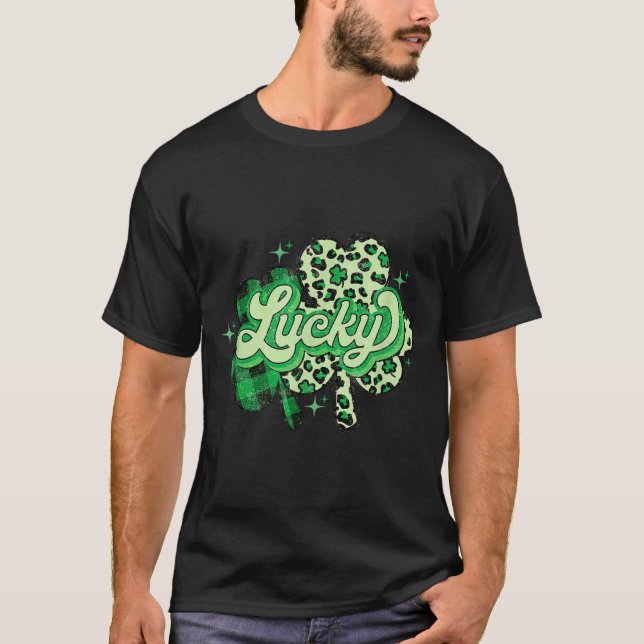 Lucky Shamrock Leopard,checkered Patricks Day Funn T-Shirt (Front)