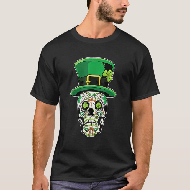 Lucky St. Patrick's day Green Irish Shamrock Skull T-Shirt (Front)