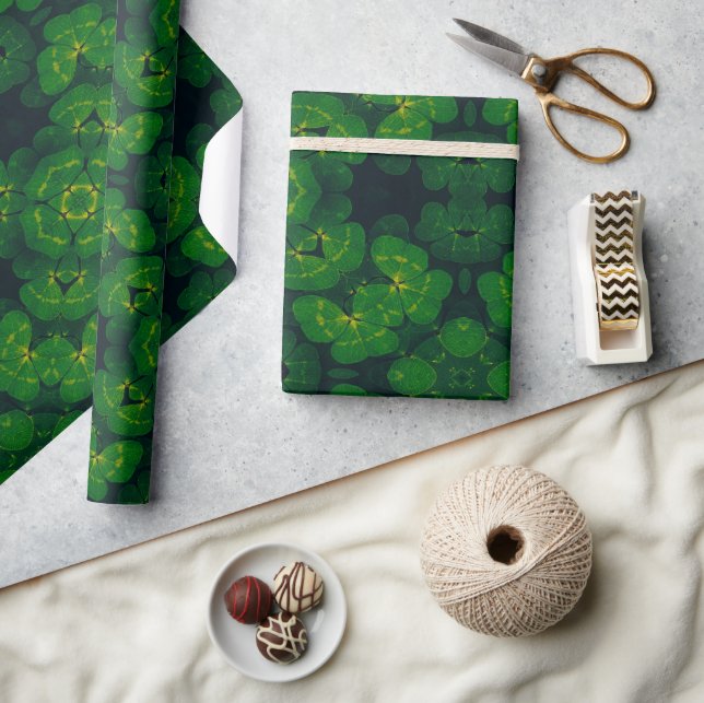 Lucky Wrap Green Irish Clover Pattern No1  Wrapping Paper (Crafts)