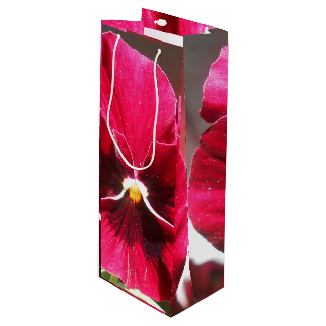 Lucrezia Wine Gift Bag (Front Angled)