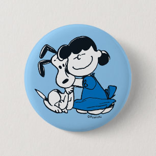 Lucy Hugging Snoopy 6 Cm Round Badge