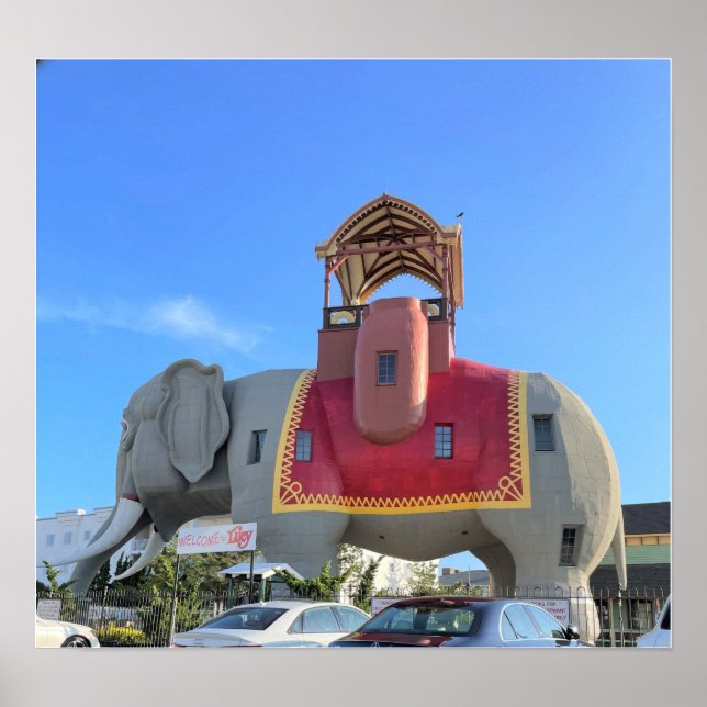 Lucy the Elephant Poster (Front)