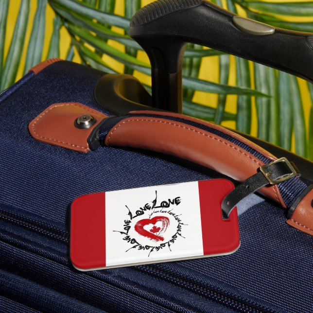 Luggage Tag Love Canada (Front Insitu 3)