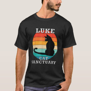 Luke Cat Sanctuary Group Family Reunion Name Men W T-Shirt
