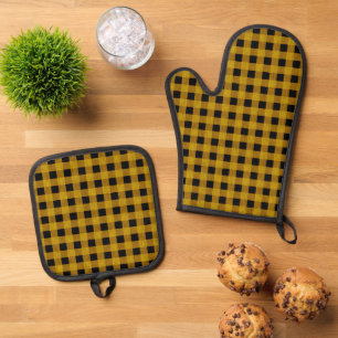 Lumberjack - Plaid Pattern 7 Oven Mitt & Pot Holder Set