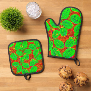 Lush Green Leaf Pattern Oven Mitt & Pot Holder Set
