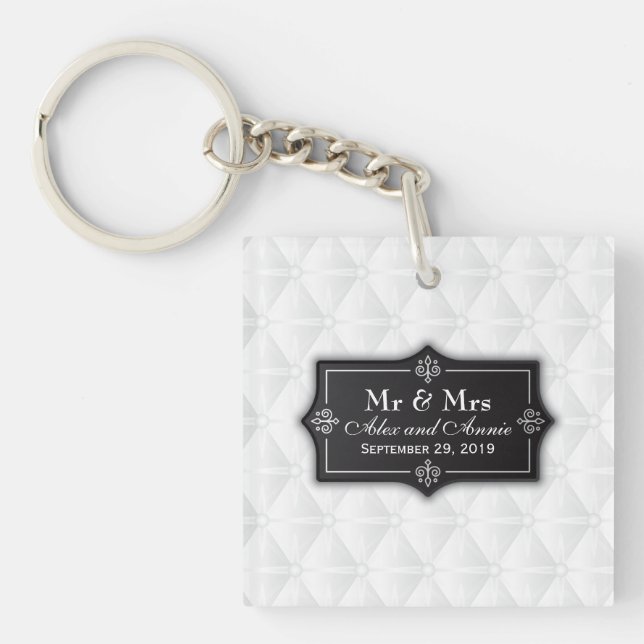 Luxurious Personalised Wedding Keychain (Front)