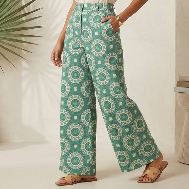 Luxurious Stylish Chic Green Geometric Pattern Fabric (Creator Uploaded)