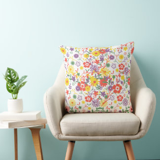 🌸 Luxury Floral Pillow That Instantly Elevates Yo