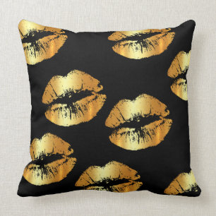 Luxury golden lips on black throw pillow