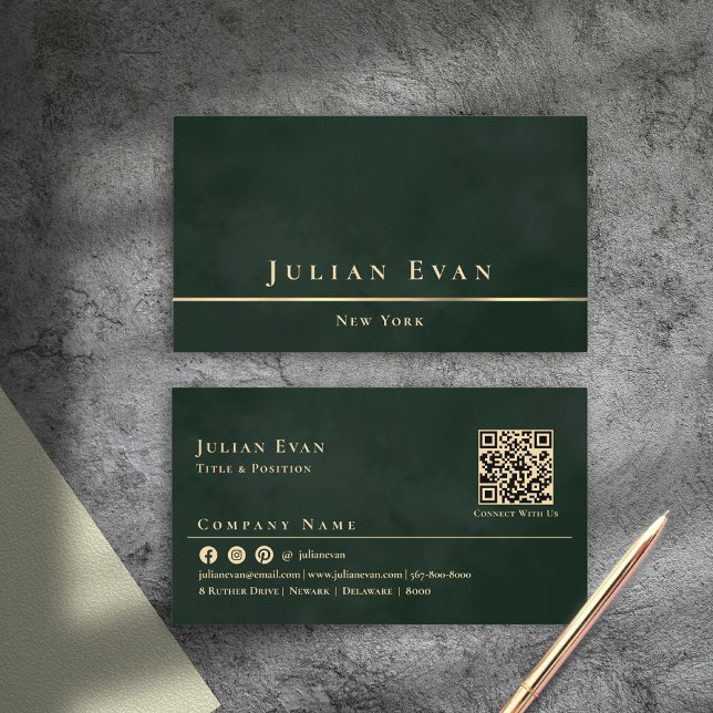 Luxury Minimalist Dark Emerald Green & Gold Business Card (Luxury Minimalist Dark Emerald Green & Gold Business Card)