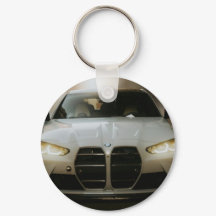 Luxury Sport Car Keychain – Sleek Auto Enthusiast 