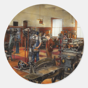 Machinist - The standard way 1915 Classic Round Sticker