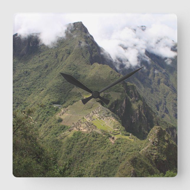 Machu Picchu bird's eye view clock (Front)