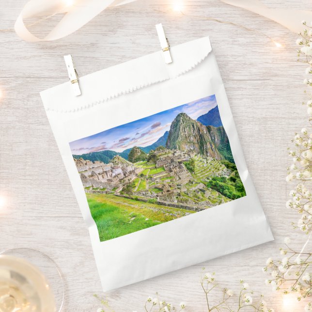 Machu Picchu Favour Bag (Clipped)