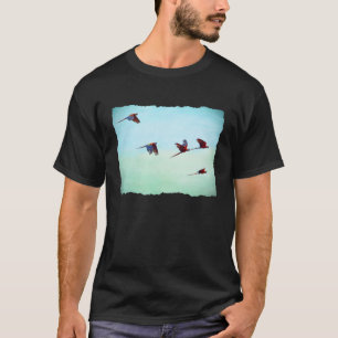 Mackaws Flying T-Shirt