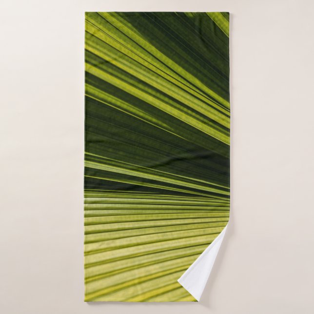 Macro photography of green leaf bath towel (Bath Towel)