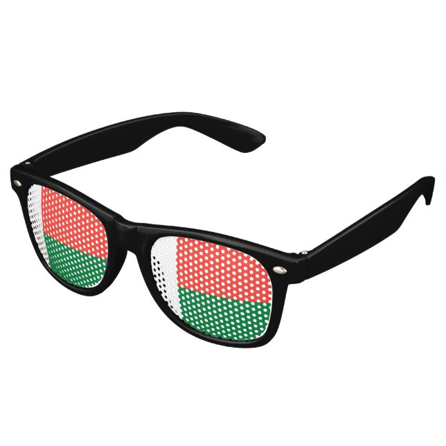 Madagascar flag retro sunglasses (Angled)