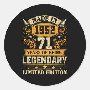 Made In 1952 71 71St Classic Round Sticker
