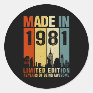 Made In 1981 42 Years Of Being Awesome Classic Round Sticker