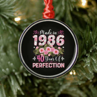 Made In 1986 Floral 40th Birthday Women Floral Metal Ornament