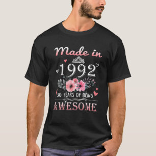 Made In 1992 Floral 30 Year Old 30Th Birthday Gift T-Shirt