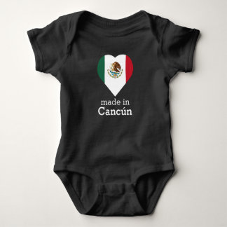 Made in Cancún (Caribbean Sea) heart flag Mexico Baby Bodysuit