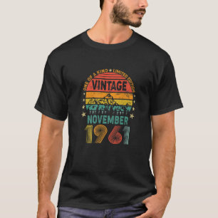 Made In November 1961 60 Years Old Vintage - 60Th T-Shirt