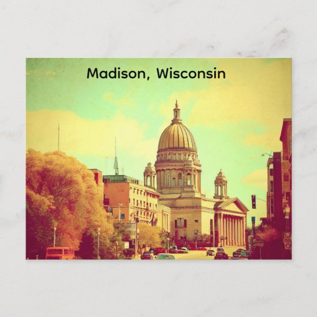 Madison, Wisconsin the Capitol Vintage Postcard (Front)