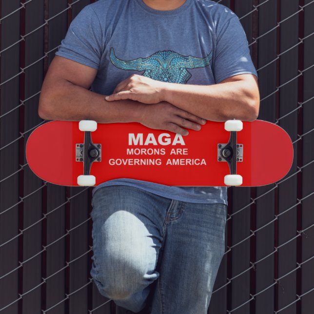 MAGA SKATEBOARD (Outdoor 3)